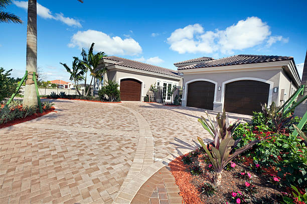 Best Driveway Pavers Near Me  in Plainedge, NY